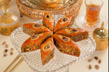 Пахлава Бакинская с фисташкой и мёдом